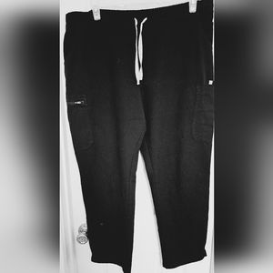 Womans FIGS black Scrub pants XL.
